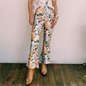 Novella Royale iris bells M